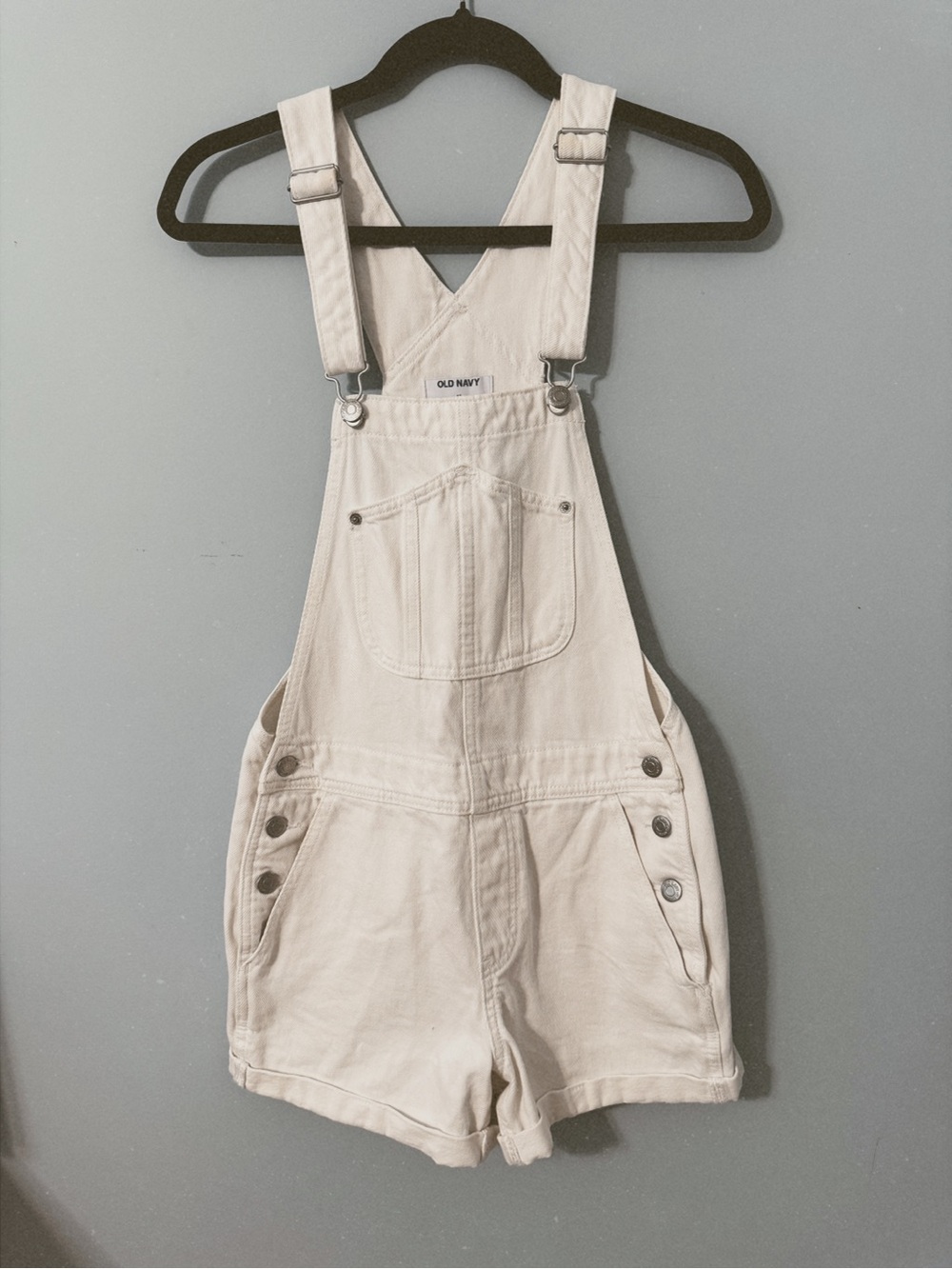 Old navy Women’s White Denim Short Overalls - Casual Shortalls